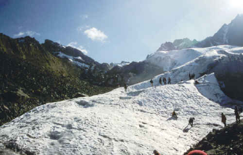 Mont Ausangate où se déroule le Ccoyllur Ritti