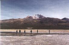 Volcan Thunupa prs du Salar  Jirira